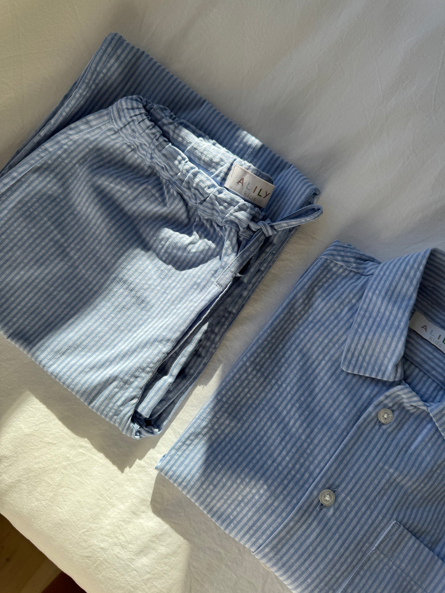 Robin - Blue Seersucker